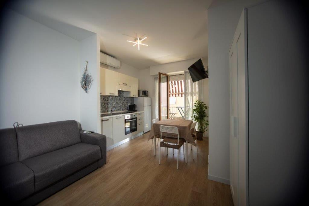 Casa Primavera Ventimiglia Bagian luar foto